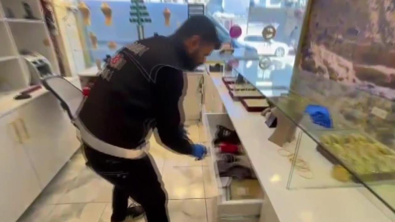 Kuyumcu Vitrinli Tefecilik:9 Gözaltı