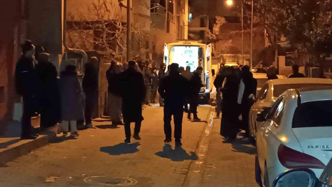 Sahurda Dehşet! Babasını Vurarak Öldürdü