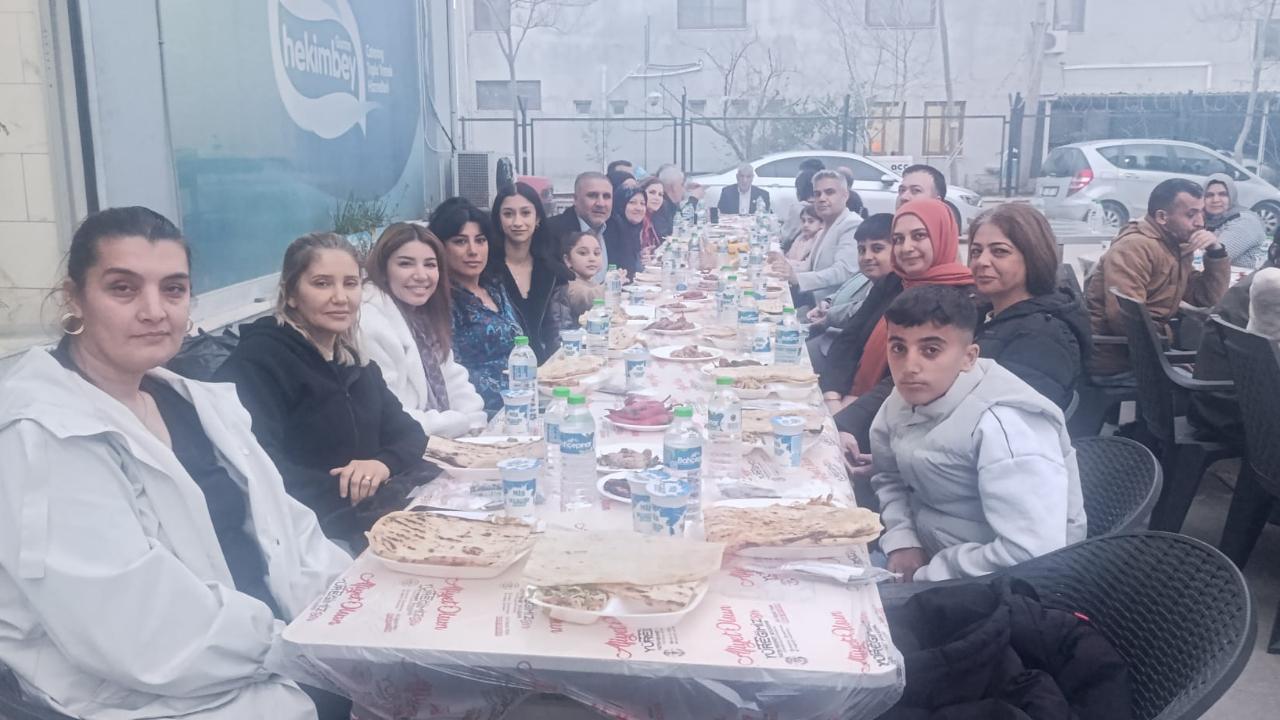 Seyhan İlçe 13. Bölge Teşkilatı İftar Programında Buluştu