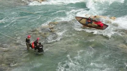 Seyhan Nehri'nde Can Pazarı!