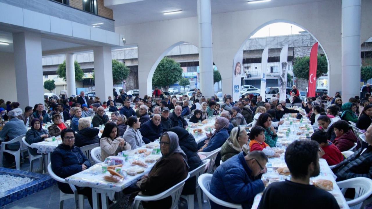 Seyhanlılar İftar Sofrasında Buluştu