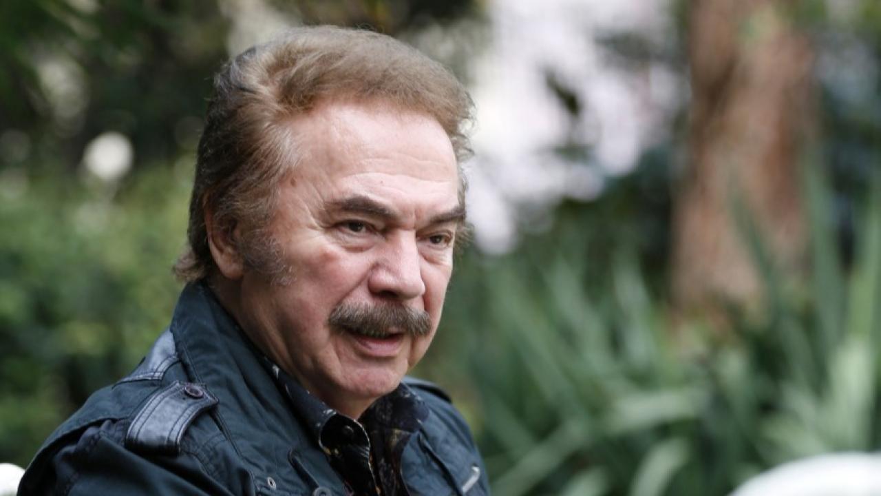 Usta sanatçı Orhan Gencebay, Hastanede Tedavi Altında