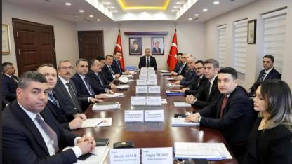 Vali Yavuz, Vali Yardımcıları ve Kaymakamlarla Bir Araya Geldi