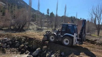 Yağışlar Sonrası Kapanan Yol Yeniden Ulaşıma Açıldı