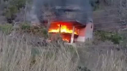 Yayla Evi Alev Alev Yandı