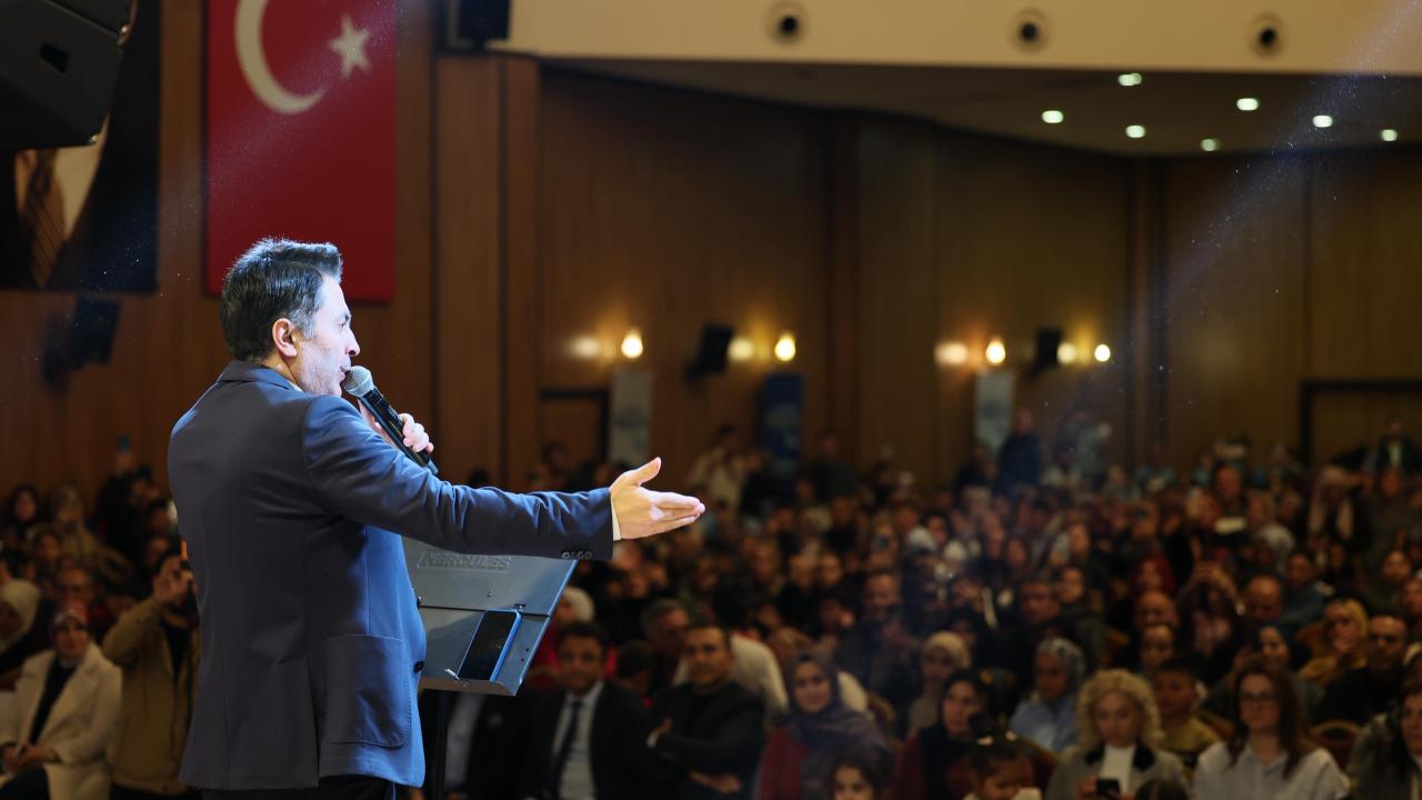 Yüreğir’de Abdurrahman Önül Konserine Yoğun İlgi