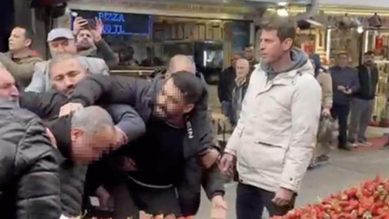 Zabıtaya Tekme Tokat Saldırı