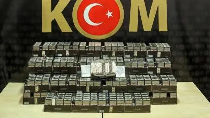 15 Bin Kaçak Makaron Ele Geçirildi:2 Gözaltı