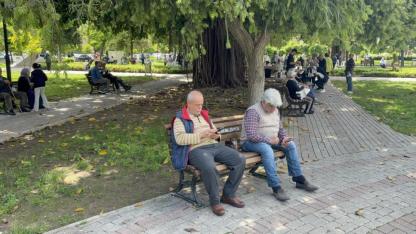 Adana'da Sıcaklık Yüzünü Gösterdi