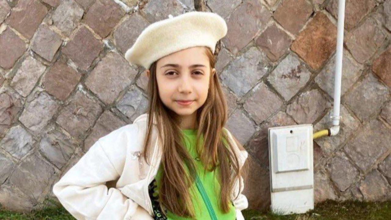 ALMİNA GÖZLERİNİ AÇSIN