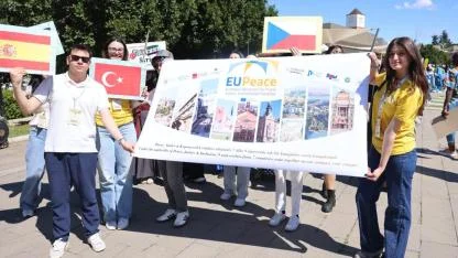 ÇÜ'de Kültürlerin Buluşma Noktası:Globalfest Başladı