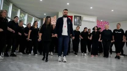 Çukurova'da Halk Oyunlarıyla Kültürel Miras Yaşatılıyor