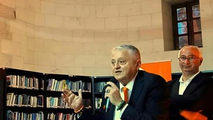 Kütüphanelerin ''İyileştiren'' Gücü Cezaevinde Hayat Buldu