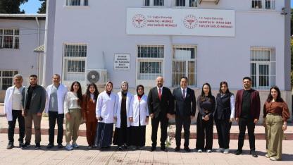 Nacar Karataş’ta Sağlık Tesislerini İnceledi