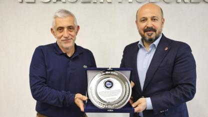 Nacar’dan Vural’a Plaket
