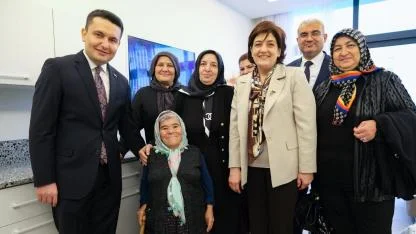 Süreyya Yavuz ''Kalpten Kalbe Bir Gün'' Etkinliğine Katıldı