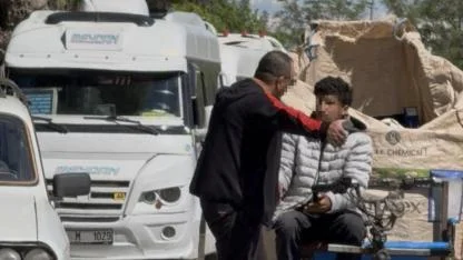 Trafikte Dehşet! Önünü Kesti, Tehditler Savurdu