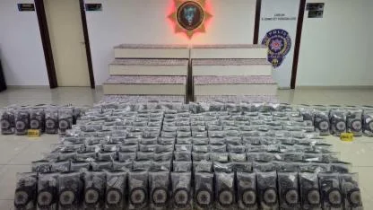 Uyuşturucu Sevkiyatına Darbe:Binlerce Hap Ele Geçirildi