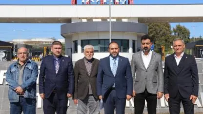 YRP Adana'dan BOTAŞ Önünde ''Vanaları Kapatın'' Çağrısı