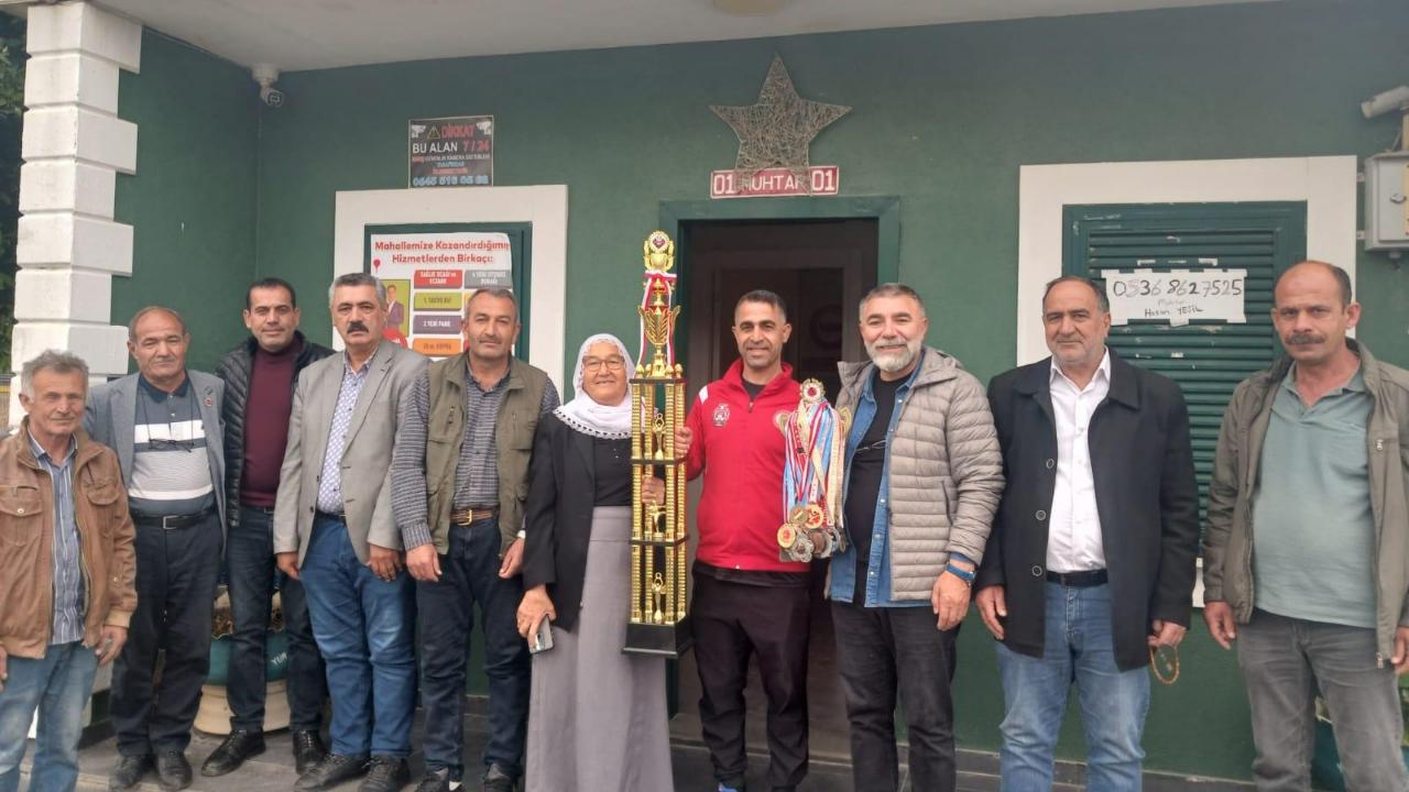 Adana’dan Dünya Şampiyonluğu:Güzelevler Mahallesi’nden Büyük Gurur