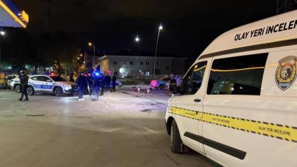 Akaryakıt İstasyonunda Bıçaklı Kavga:1 Ölü, 2 Yaralı