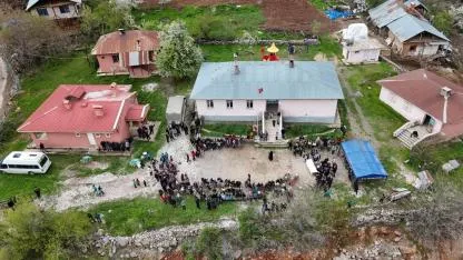 Feke'de Geleneksel Hıdırellez Şenliği Düzenlendi