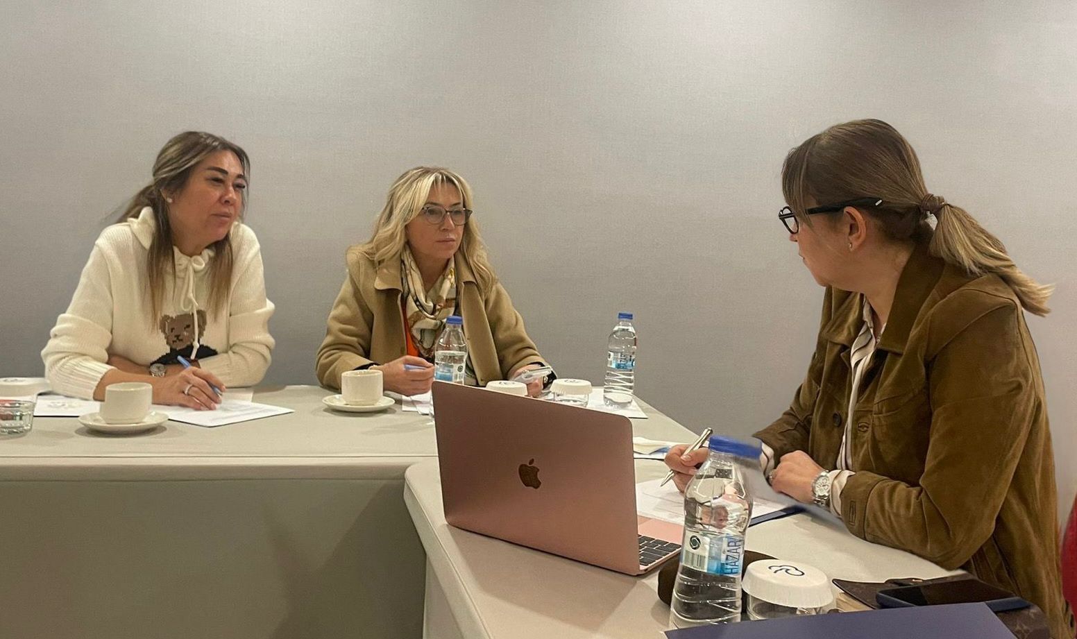 KATODER Adana ‘Küçük Kalplere’ Dokunacak